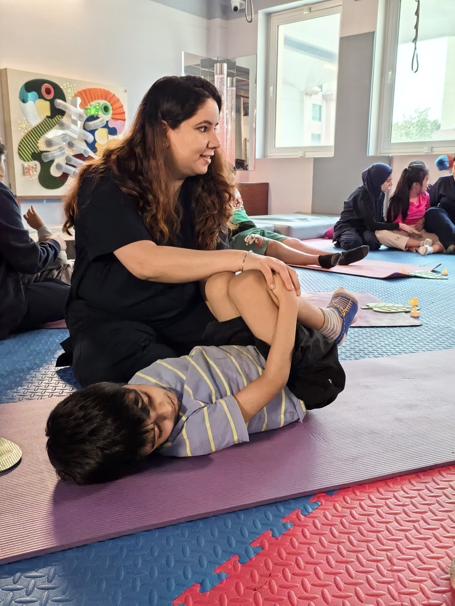 yogadeniece3