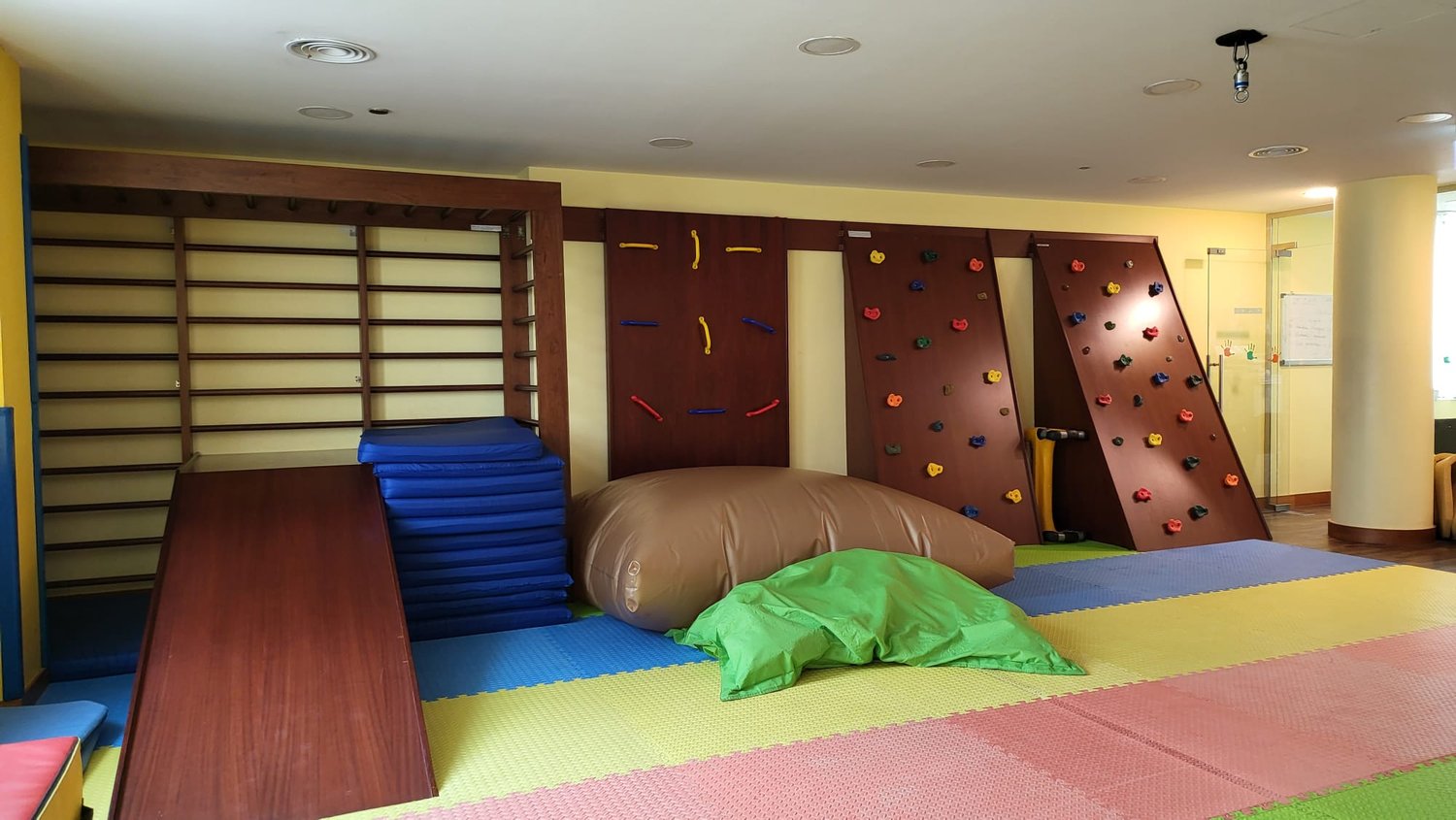 Play Area - Photo Gallery